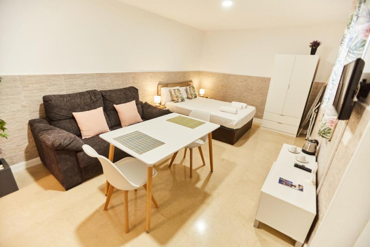 Charming House - Calm And Comfort In The Center Sevilla Exterior foto